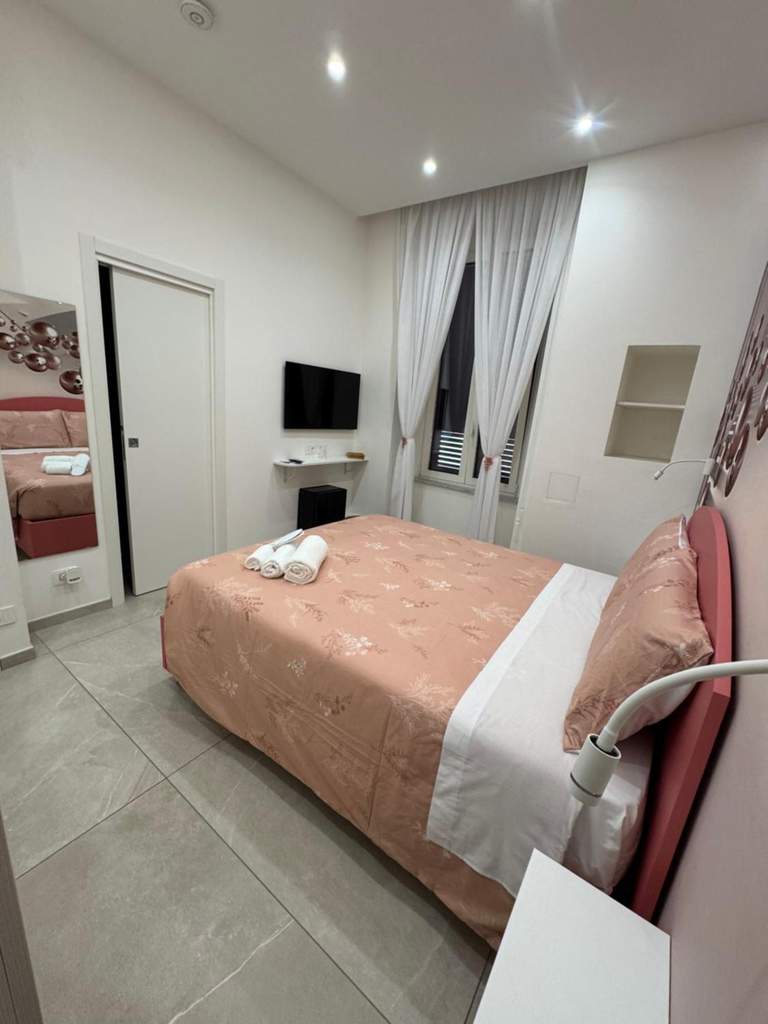 B&B Corso Garibaldi 165 Наполи Екстериор снимка